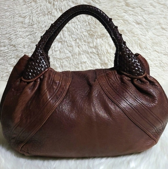 💯 Authentic Fendi Handbag 🍀 - Picture 10 of 15